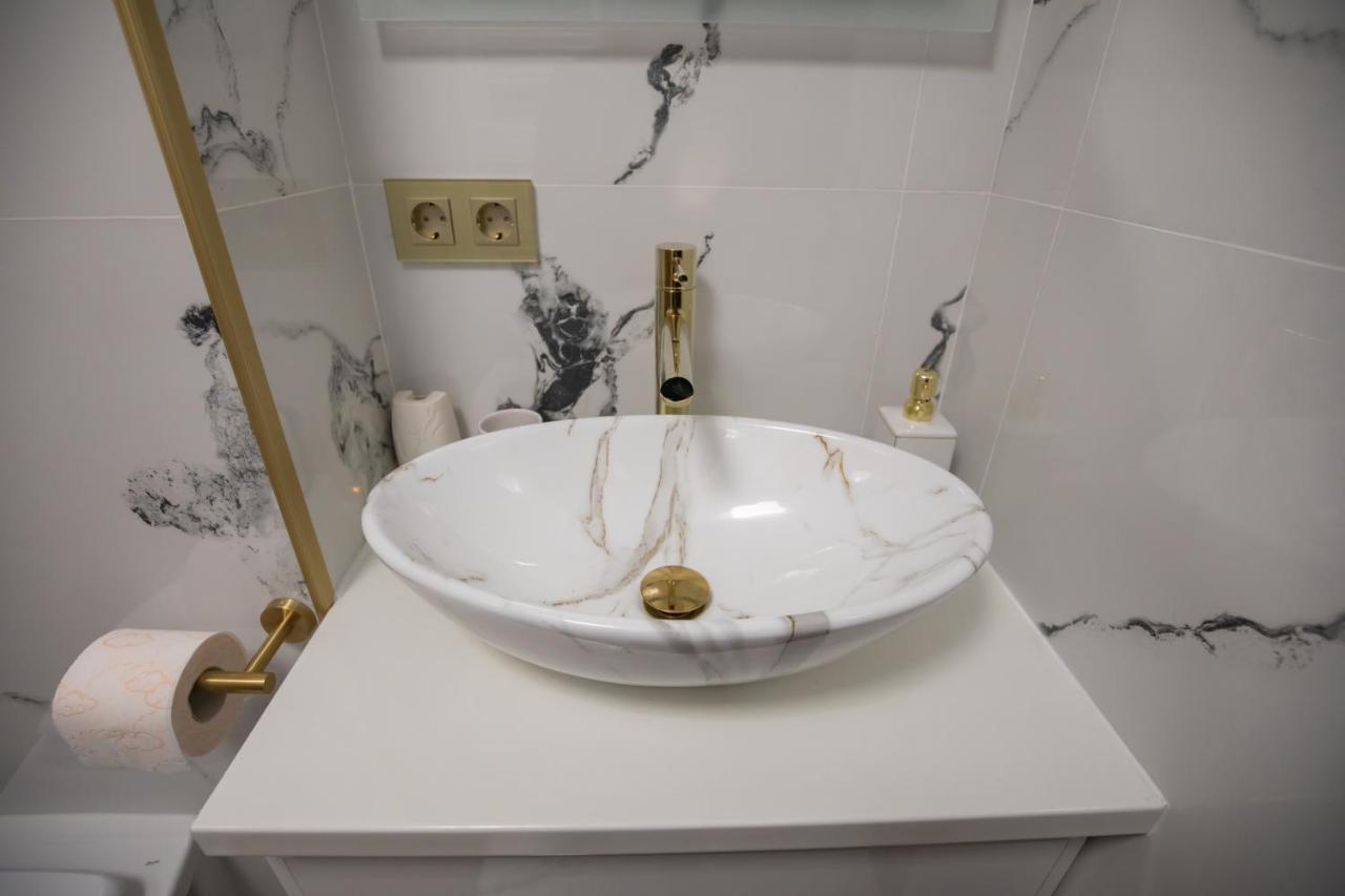 Apartament Gold Tîrgu Ocna Exterior foto